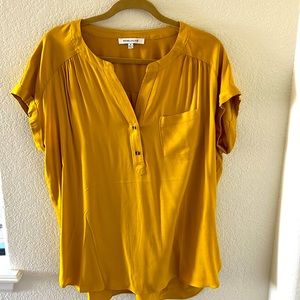 Mustard Blouse • Size XL